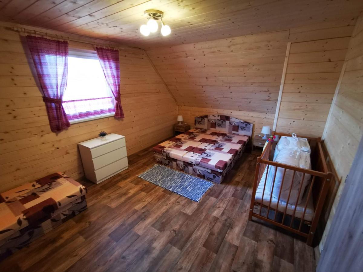 Chata Baska Na Liptove S Vlastnym Dvorom Liptovsky Mikulas Ngoại thất bức ảnh